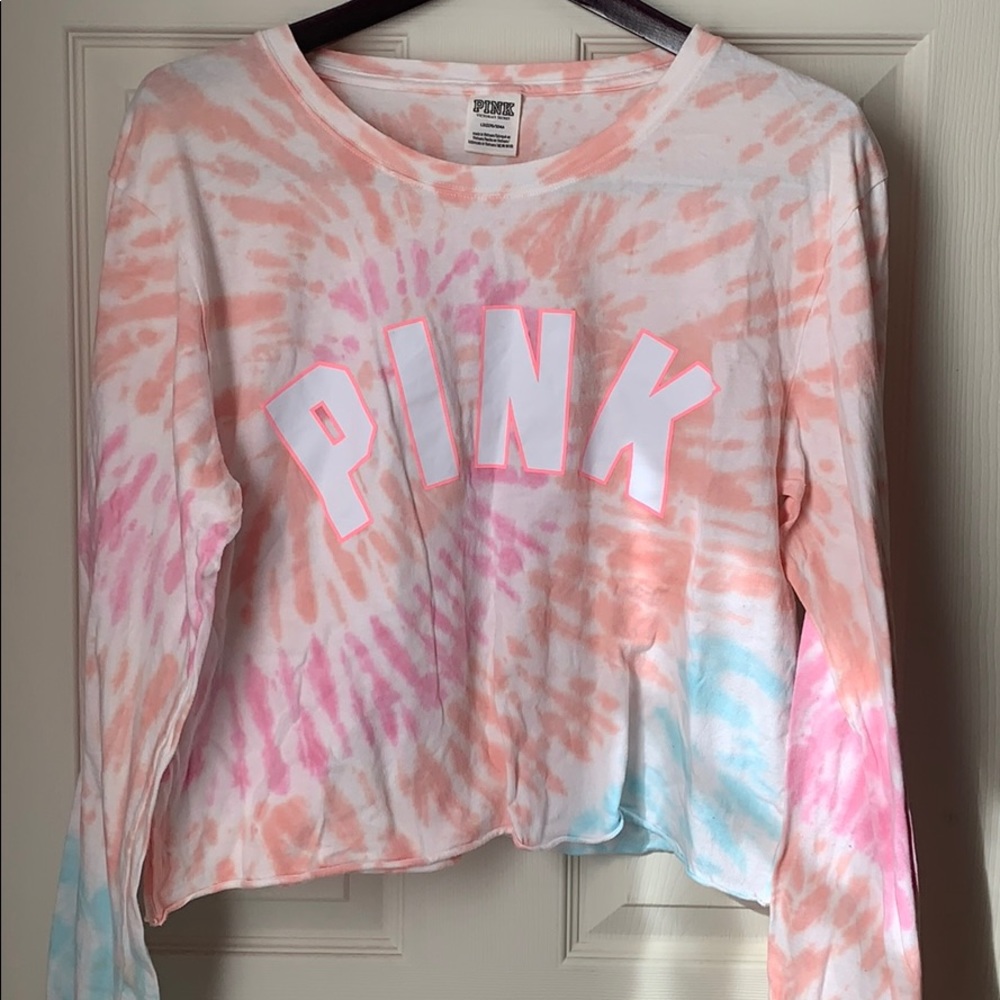 VS PINK Tie Dye Long Sleeve in Large